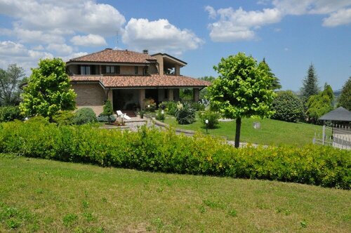 B&B Titty, Rezervați Bed and Breakfast Montottone Marche
