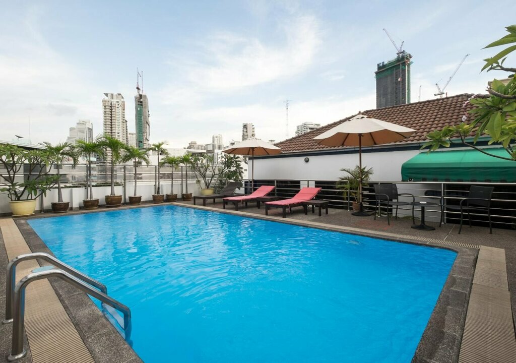 Admiral Suite Serviced Apartment Hotel Sukhumvit