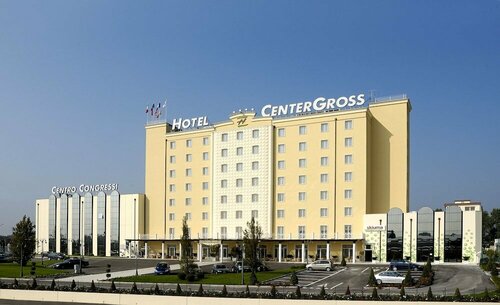 Hotel & Meeting Centergross, Забронировать Отель Отели провинции Болоньи с парковкой, Парковка