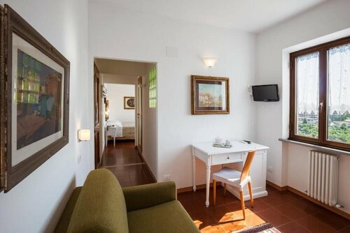 Hotel Porta Romana - LuceHotels, Забронировать Отель СПА-отели Сиены, рядом с Национальный музей этрусской археологии, SPA-услуги