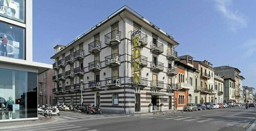 Hotel Eden, Забронировать Отель Виареджо Версилия