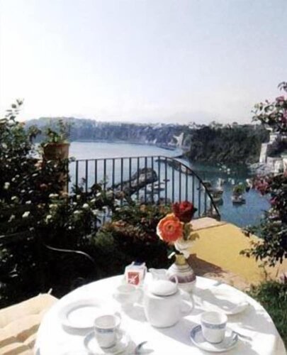 La Casa sul Mare, Varaa Hotelli Procida Procida-saari