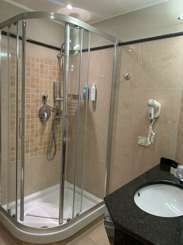 Hotel Embassy, Забронировать Отель Отели Флоренции с парковкой, рядом с Флорентийский баптистерий, Парковка