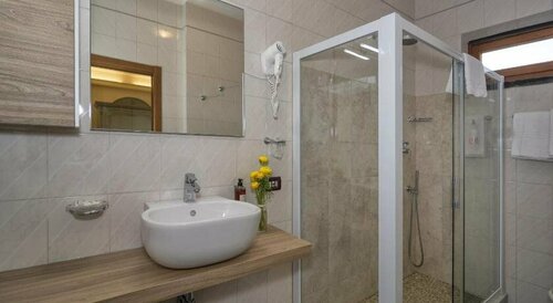 Hotel Ristorante da Carlos, Book Hotel Hotels in Pisa with Breakfast, Breakfasts