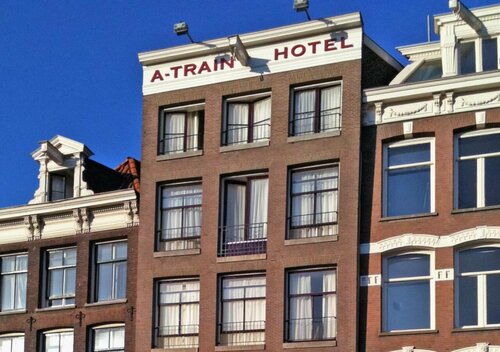 A-Train Hotel, Забронировать Отель Амстердам - центр города Амстердам, рядом с Монастырь Святой Марии Магдалины из Вифании