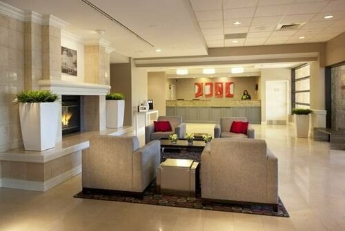 Radisson Hotel Phoenix Airport, Забронировать Отель Кемелбэк-Ист Финикс