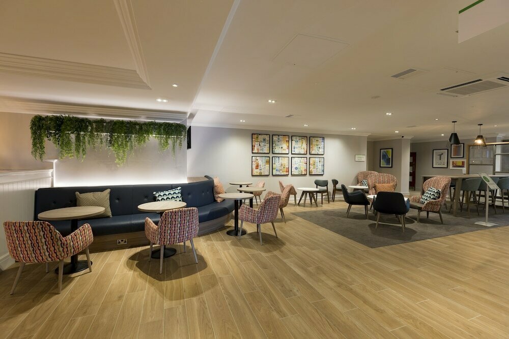 Holiday Inn