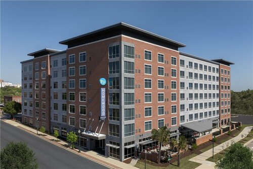 Tru By Hilton Columbia Downtown, Забронировать Отель Отели Колумбии с завтраком, рядом с Randolph Cemetery, Завтраки