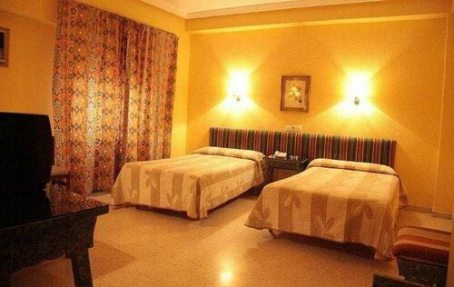 Hotel Alameda, Забронировать Отель Лорка Мурсия, рядом с Дворец Гевара