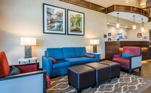 Comfort Suites Linn County Fairground and Expo, Buchen Sie Hotel Albany Willamette Valley