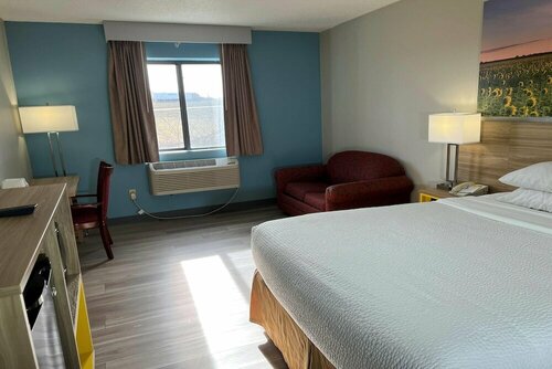 Days Inn by Wyndham Salina I-70, Reserva ahora Hotel Hoteles en Salina con piscina, Piscina
