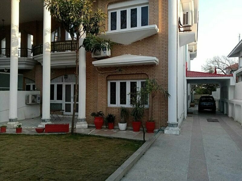 Heritage Inn Guest House