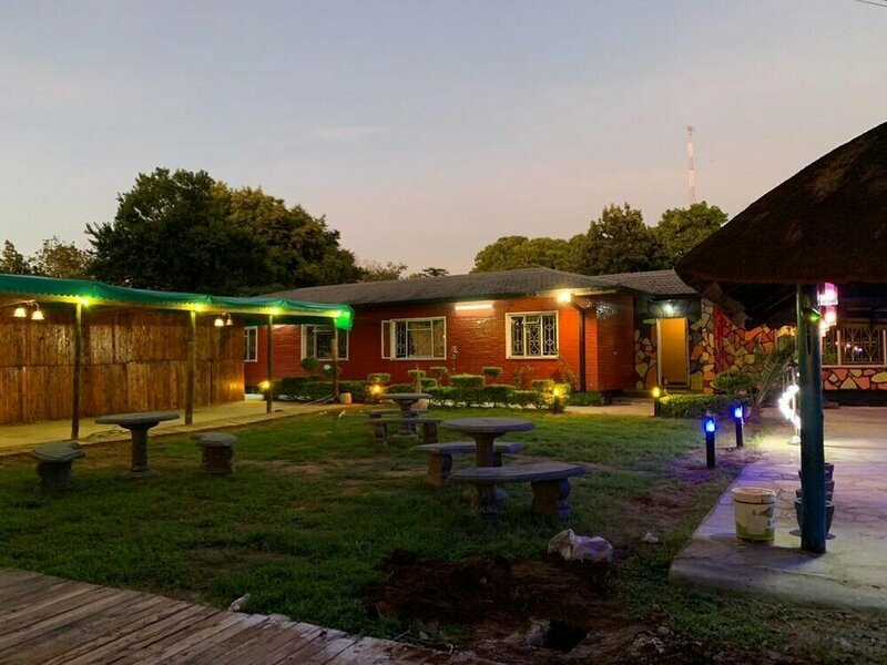 Hooters Lodge