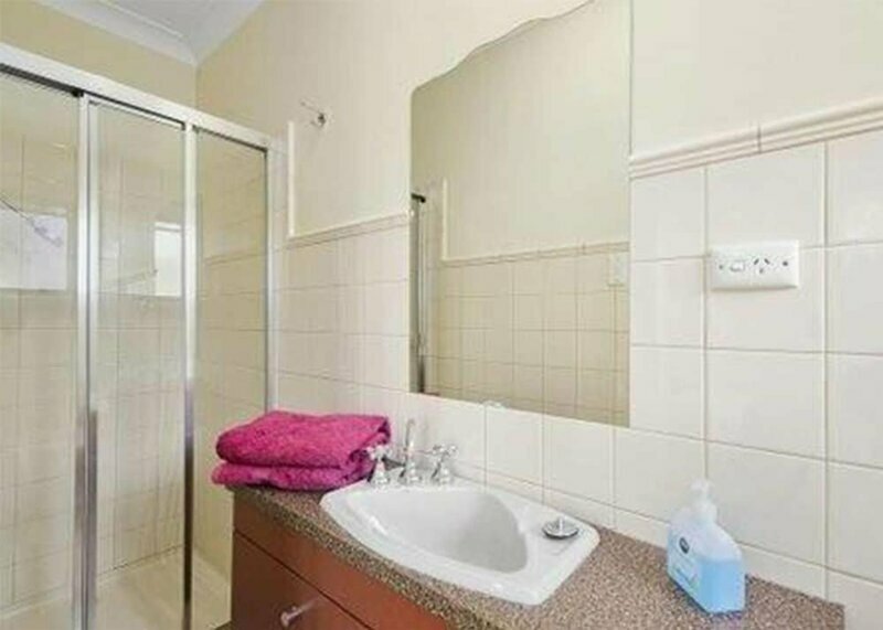 Newport Homestay And Lodge