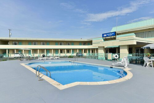 Americas Best Value Inn Suites South Boston, Забронировать Мини-отель Южный Бостон Виргиния
