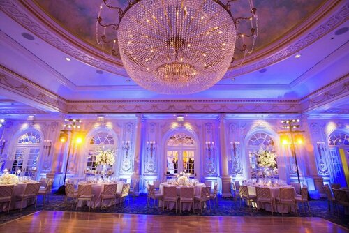JW Marriott Essex House New York, Book Hotel Hoteller i New York State med parkering, Parkering