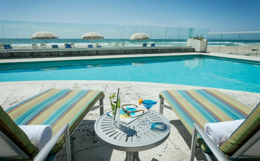 Pier South Resort
