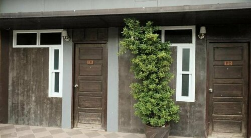 Puangpech Hotel Lampang, Забронировать Отель Отели Лампанг с парковкой, рядом с Уличный рынок «Кад Кун Та», Парковка