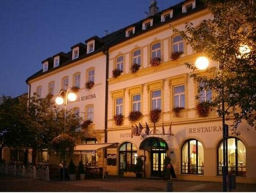 Hotel Česká Koruna, Book Hotel Hoteller i Liberec Region med parkering, Parkering