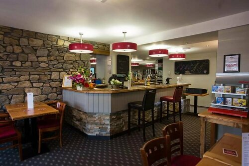 The Cambrian Inn, Varaa Matkakoti Tredegar 