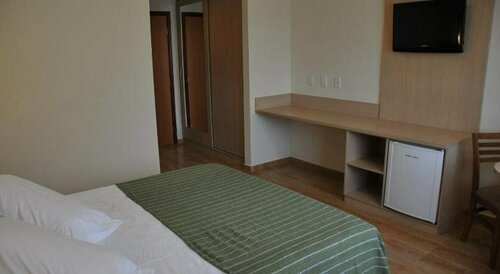 Hotel Giordano Mantiqueira, Забронировать Отель Отели Сан-Жуан-да-Боа-Виста с бассейном, Бассейн
