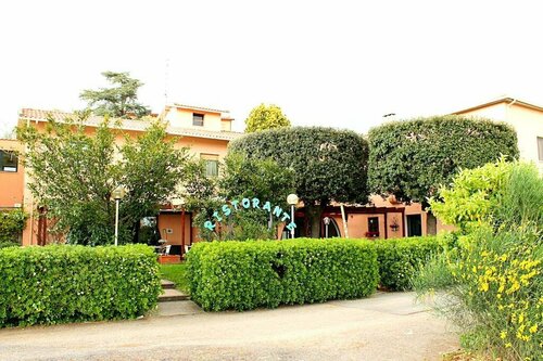 Hotel Vulci, Rezervați Hotel Hoteluri în Lazio cu parcare, Parcare