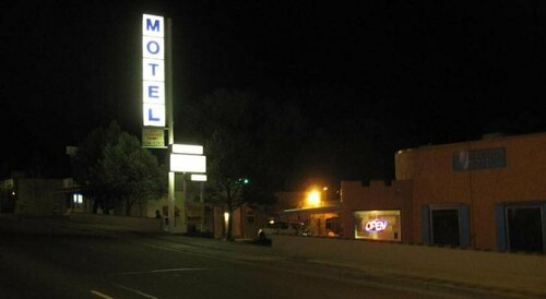 True North Motel, Book Motel Hoteller i Columbia med parkering, Parkering