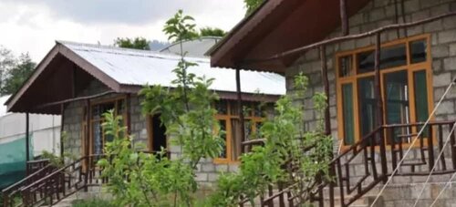 Natures Outpost Camps, Prenota Campeggio Naggar 