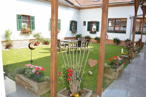 Gästehaus Ranftl, Book Hotel Hotels in Styria with Parking, Parking