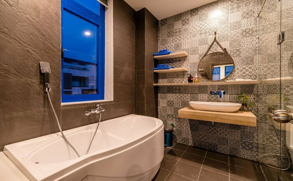 Vivian Blue Villa