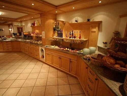 Hotel Zalwonder, Rezerwuj Hotel Hotele w Tirol z Basenem, Basen