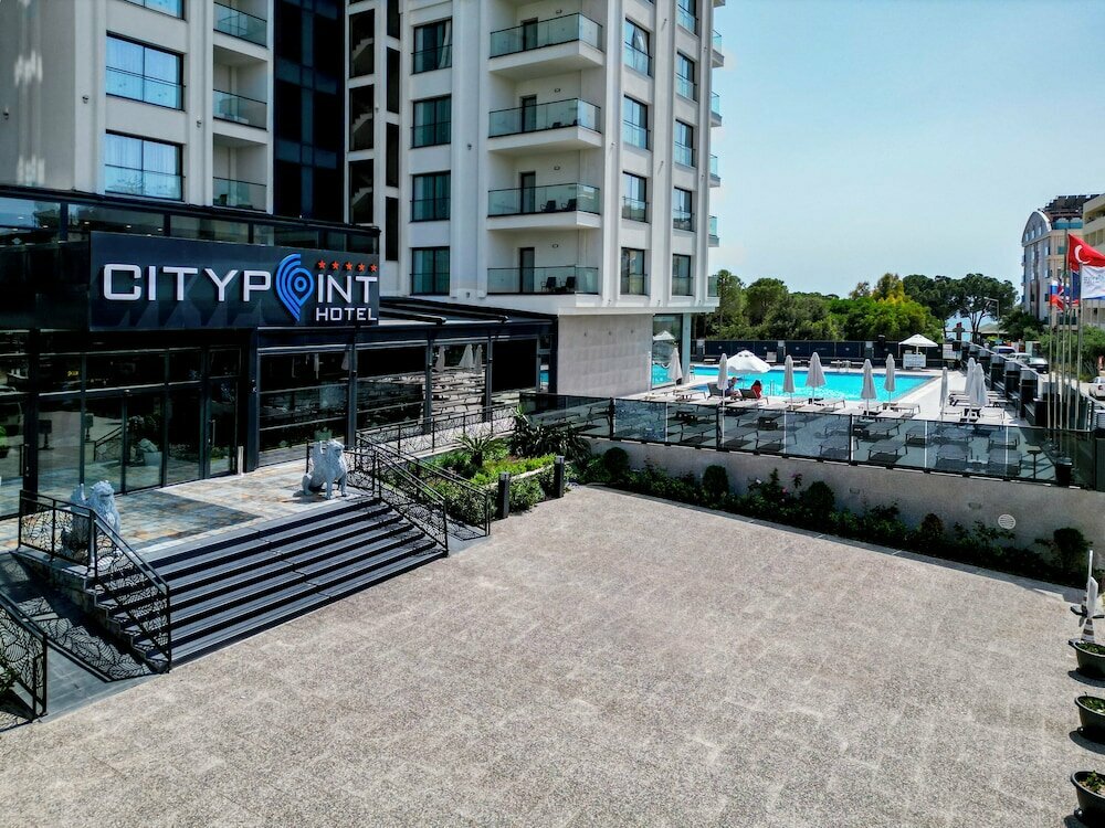 Maril Beach & Spa Hotel