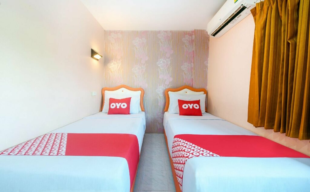 Oyo 348 Saithong Place