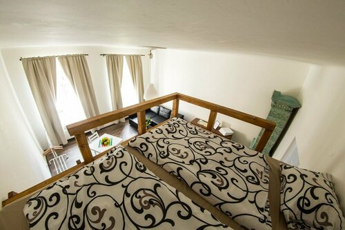Freedom rooms and apartments, Boek Appartement Hotels in Praag met parkeren, in de buurt van Prague State Opera, Parkeren