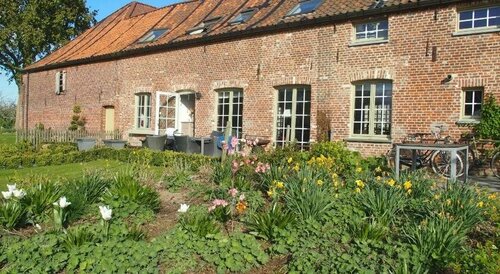 Anc. Seigneurie de Boucaut, Book Hotel Leuze-en-Hainaut 