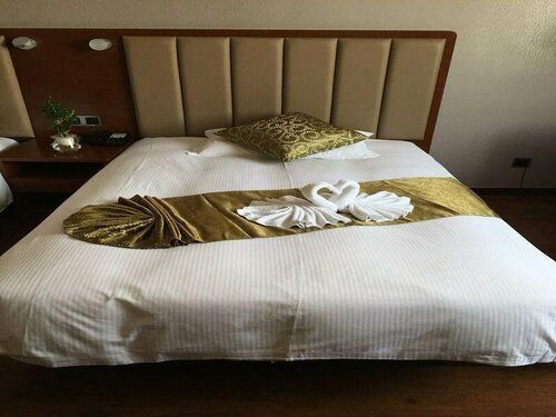 Ji Hotel Shanghai Kangqiao Xiupu Road, Забронировать Отель Zhoupu район Шанхая