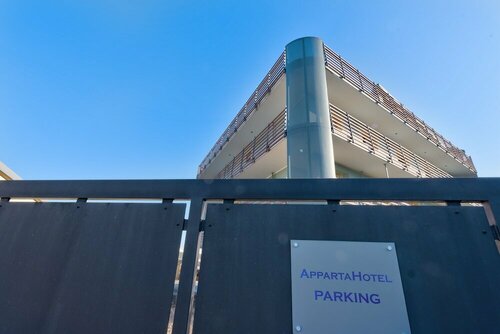 AppartaHotel, Boek Hotel Hotels in Piemonte met parkeren, Parkeren