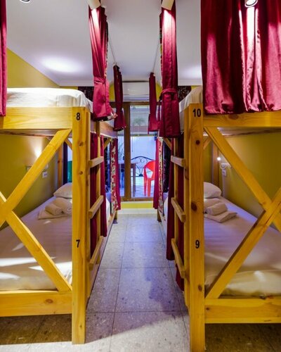 Batumi Surf Hostel, Забронировать Хостел Батуми Батуми - побережье, рядом с Государственный музей искусств Аджарии