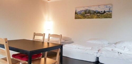 Tolstov Hotels, Забронировать Отель Отели Мербуш 3 звезды, 3*