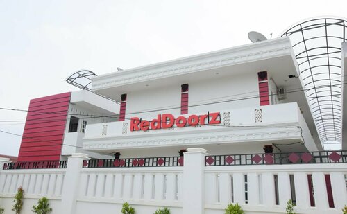 RedDoorz near UIN Sumatera Utara, Book Hotel Billige hoteller i Medan