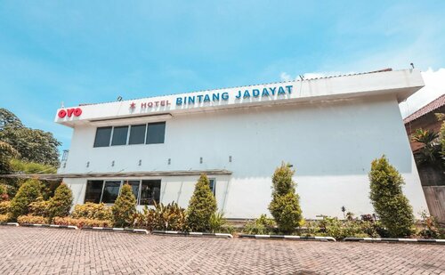 Bintang Jadayat 1, Rezervați Hotel Megamendung West Java