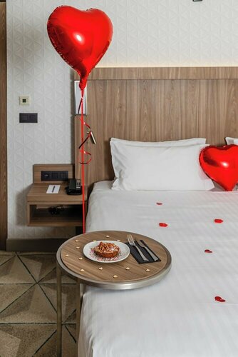 Courtyard by Marriott Paris Porte de Versailles, Забронировать Отель Исси-ле-Мулино Аньер-сюр-Сен