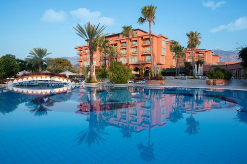 The Norm Oriental Kemer, Забронировать Курортный отель Отели Кемер с парковкой, Парковка