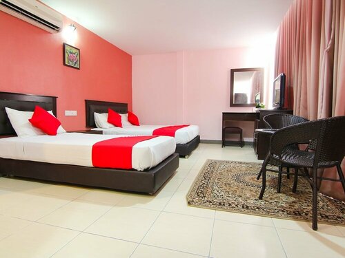 Hotel Putra Iskandar by OYO Rooms, Забронировать Отель Сери Искандар 