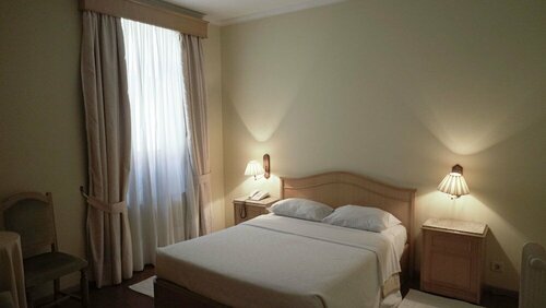Hotel Portucalense, Забронировать Отель Отели Региона Порту с парковкой, Парковка