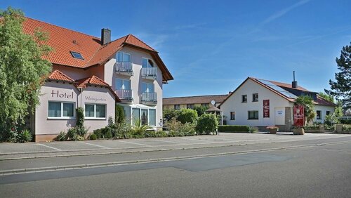 Hotel Weingarten, Забронировать Отель Бад-Дюркхайм Wine Route, рядом с Gradierwerk Bad Durkheim