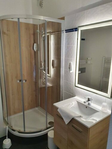 Hôtel Du Commerce, Забронировать Отель Фекан 