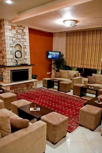 Ahilion Hotel, Забронировать Отель Калаврита 