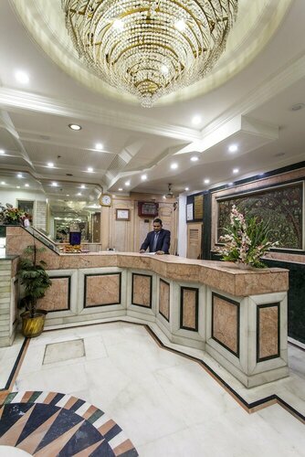 Hotel Sunstar Grand, Забронировать Отель Отели Нью-Дели с бассейном, Бассейн