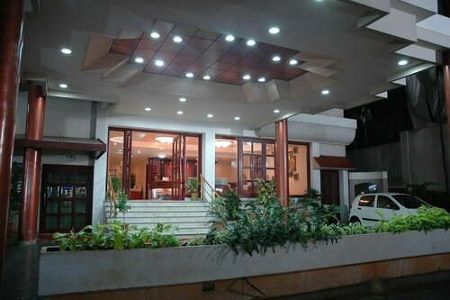 Hotel Gnanam, Varaa Hotelli Thanjavur Tamil Nadu